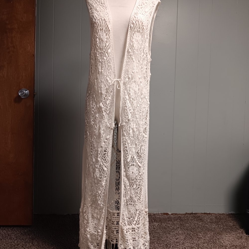 Cato White Lace Robe Intimates Sleepwear